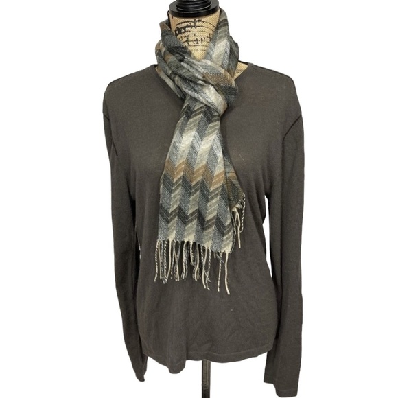 Boutique Chevron Aztec Boho Hippie Fringe Scarf - Picture 1 of 8